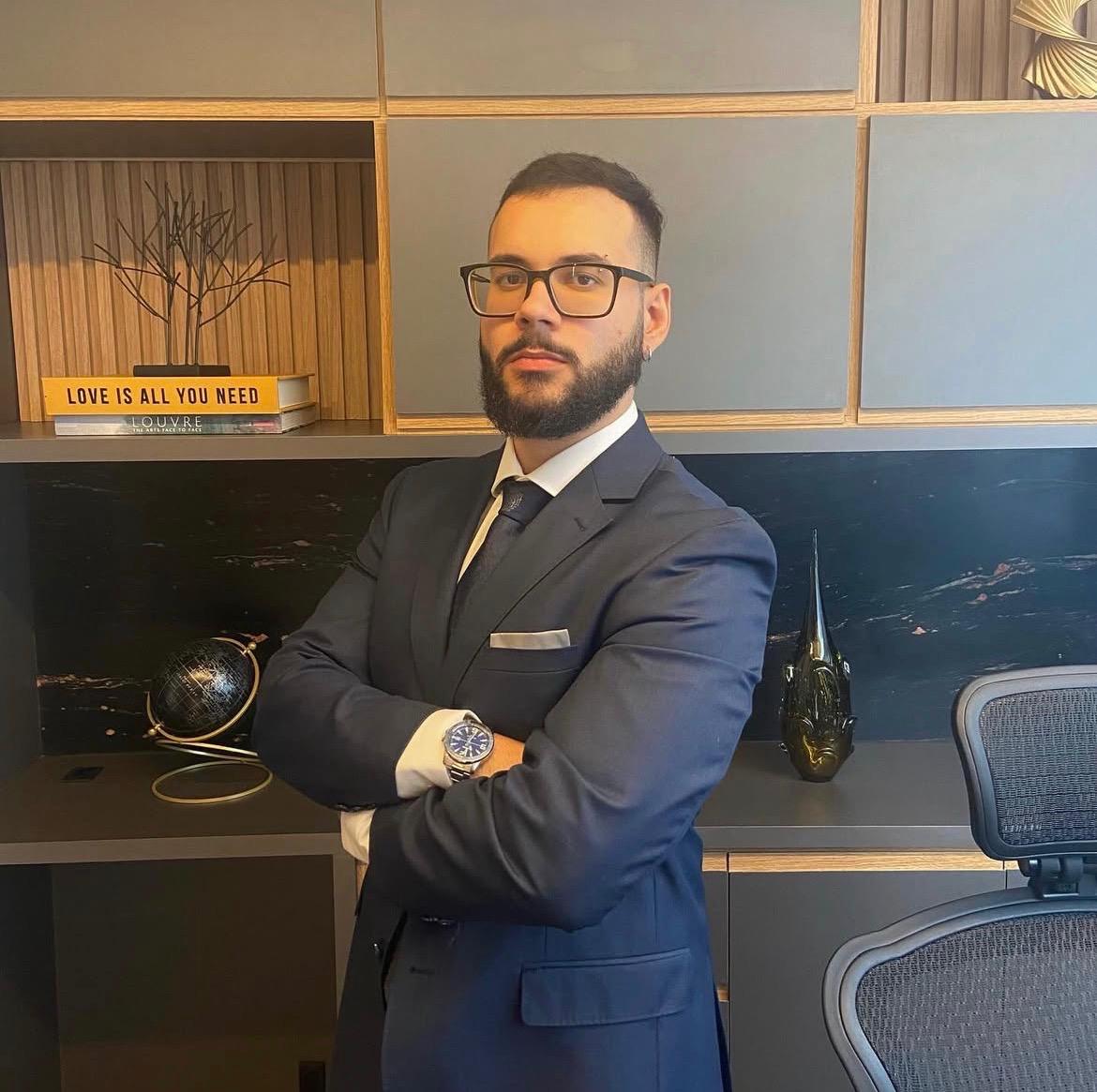 Dr. Gabryel Guerra - Advogado Previdenciário